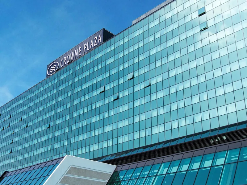 Crown Plaza Hotel